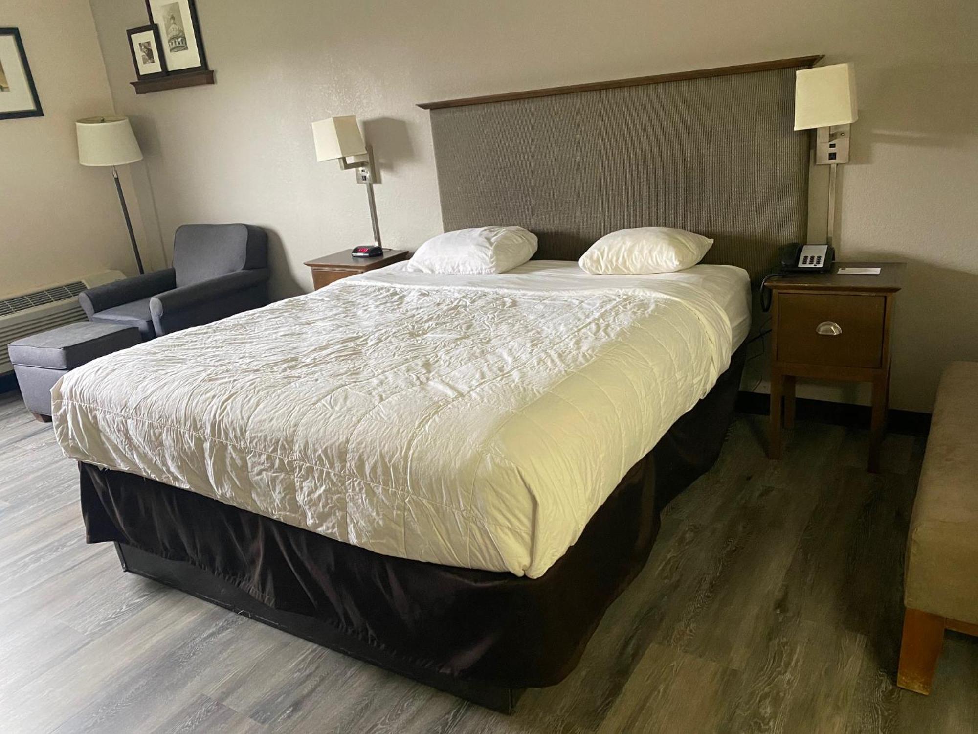 Motel 6 Rochester - Airport Extérieur photo
