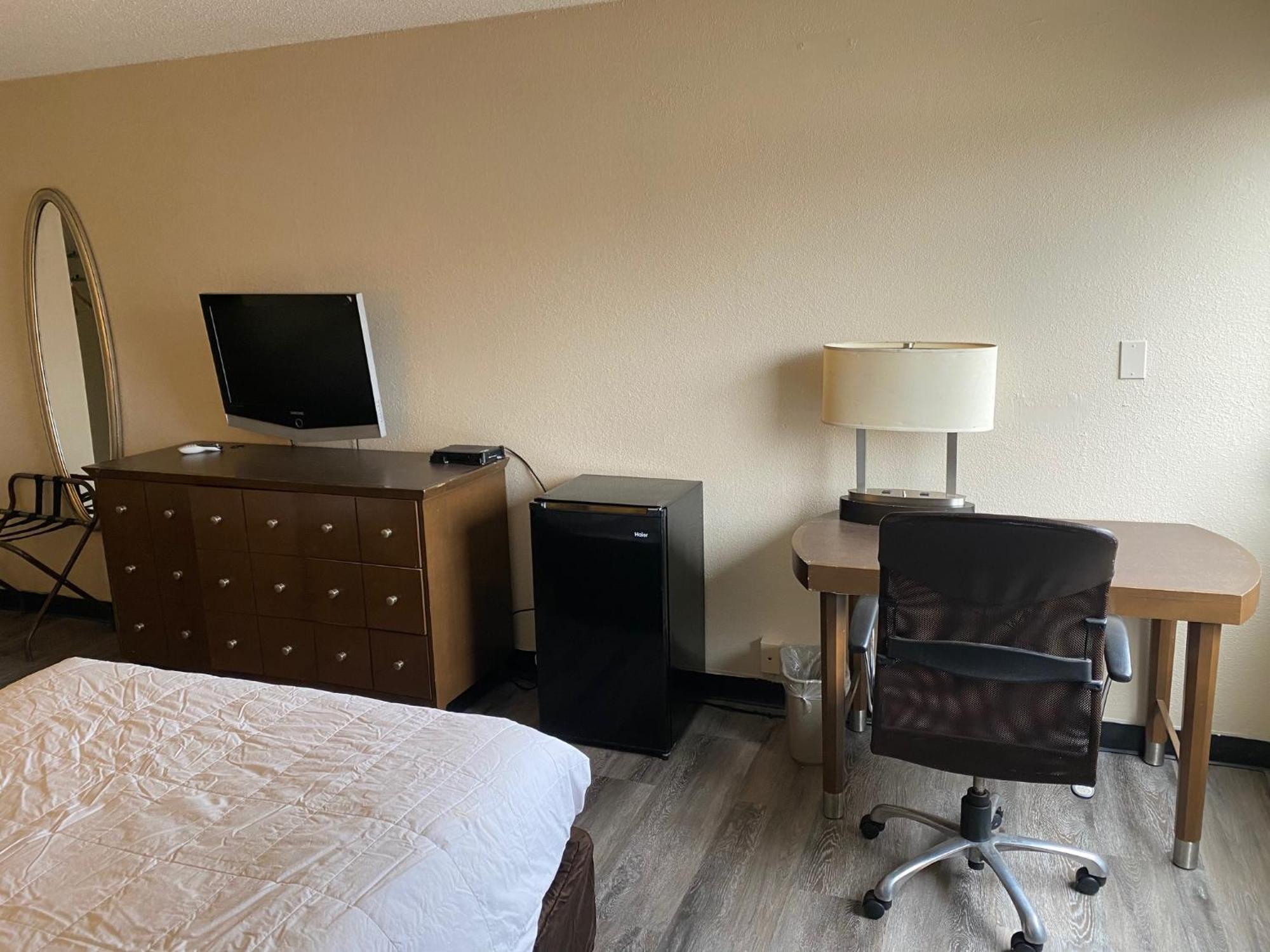 Motel 6 Rochester - Airport Extérieur photo
